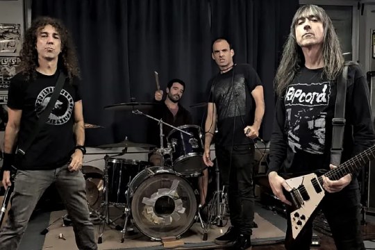 Anestesia: "ERANTZUN 30 URTE BIRA" + HILOTZ (Bilbo)